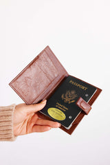 Resale The Passport & Luggage Tag Set in Maple