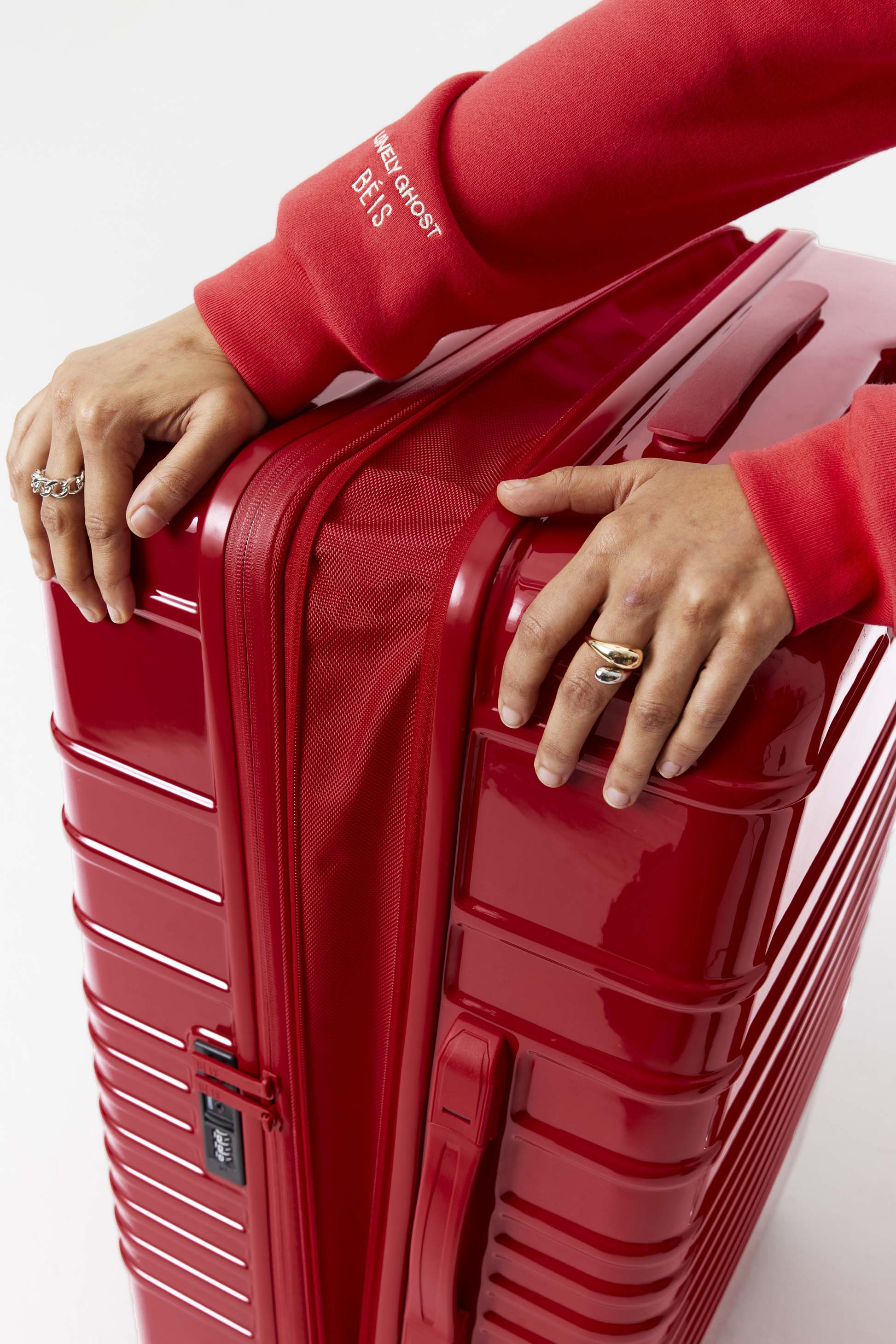 Resale The Large Check-In Roller in Text Me Red