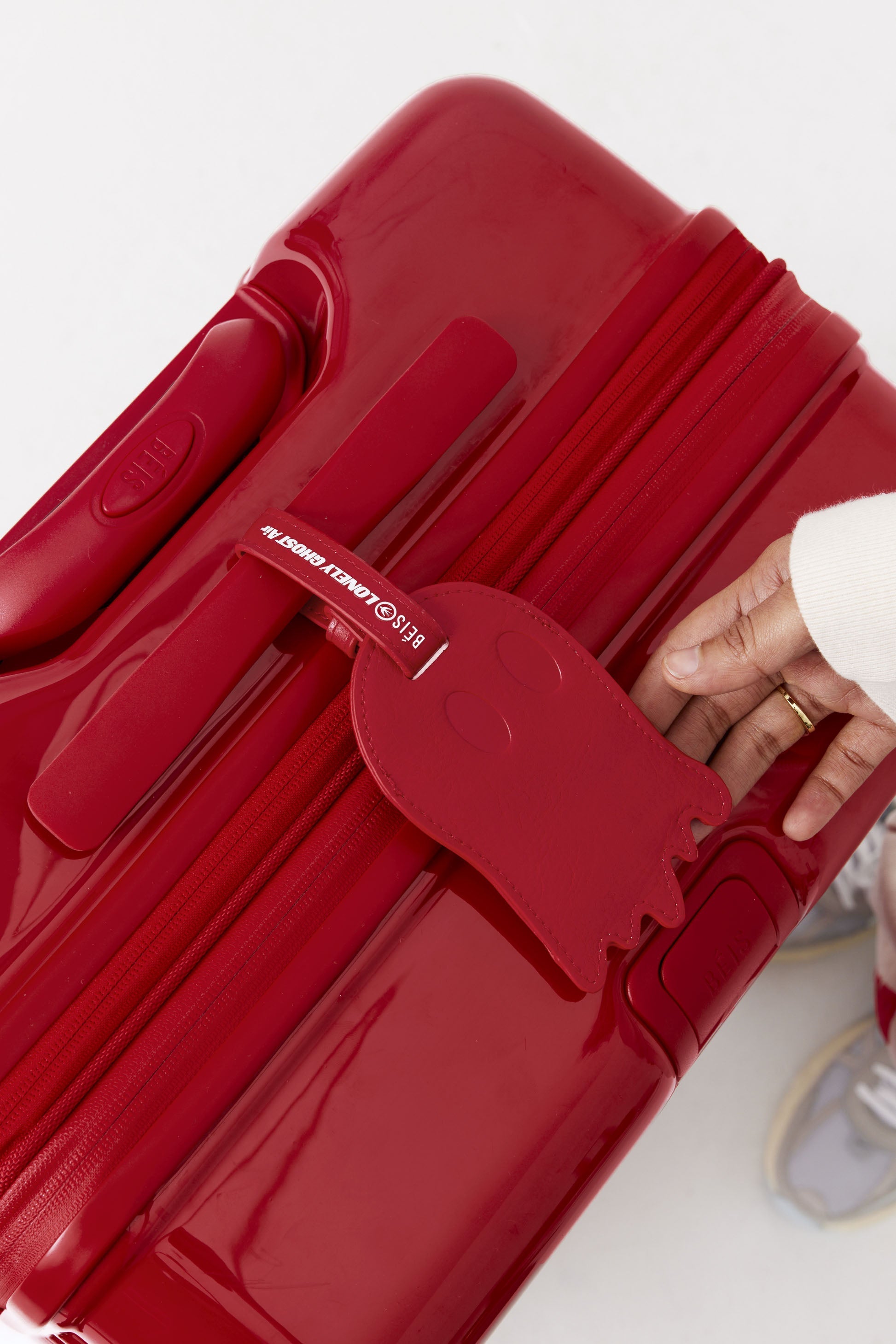 Resale The Passport & Luggage Tag Set in Text Me Red