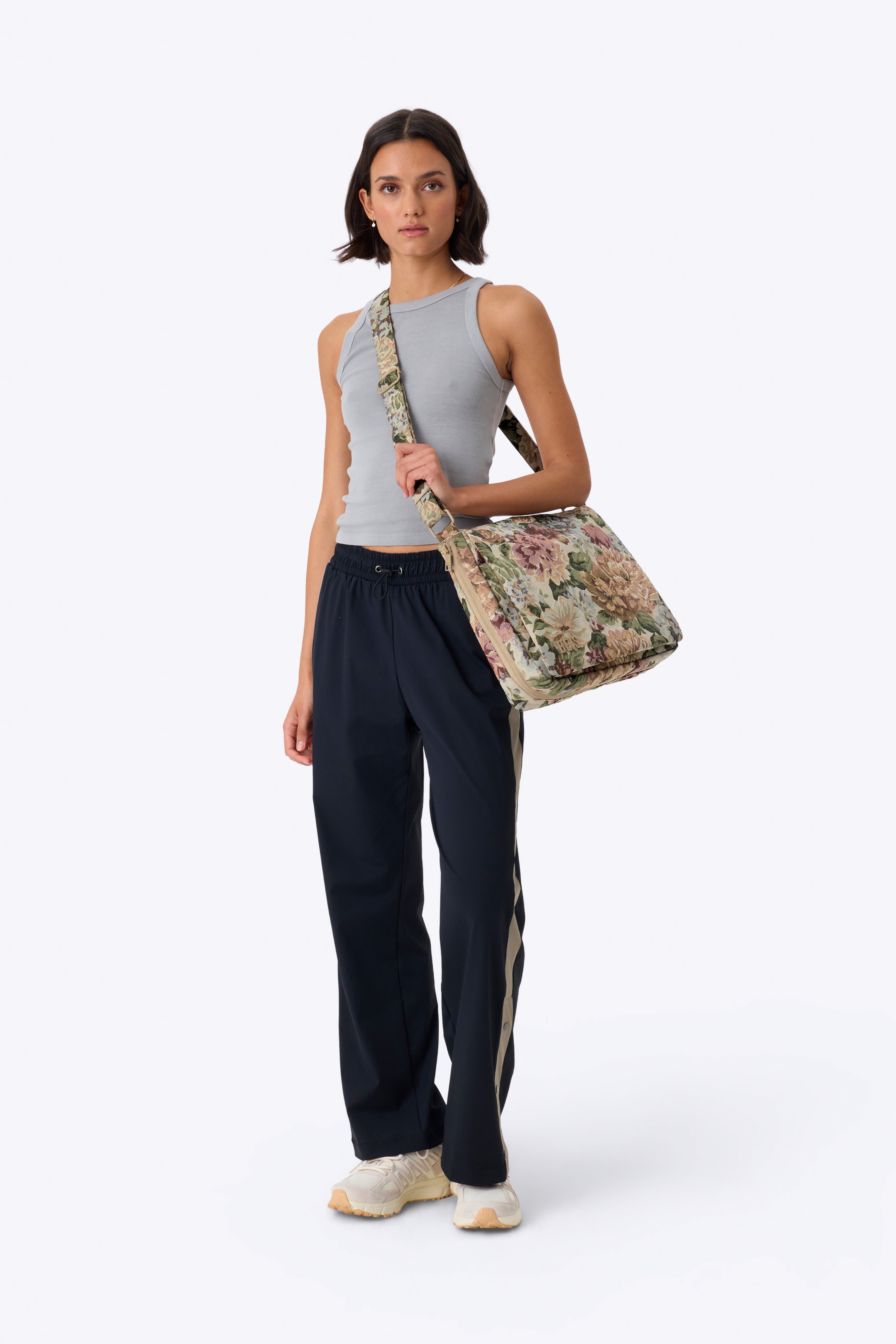 Resale The Expandable Messenger Tote in Vintage Floral