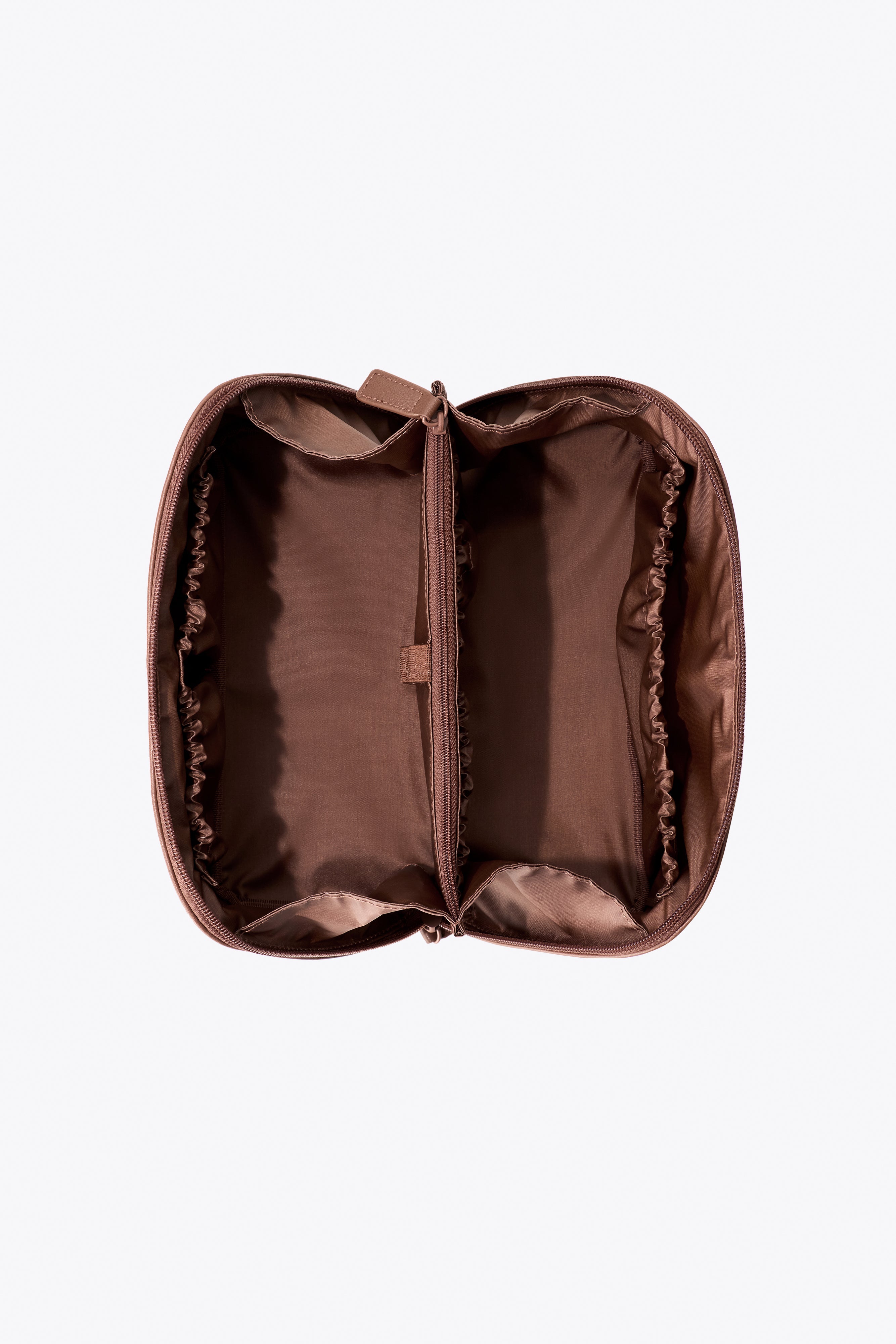 The Essential Toiletry Kit in Maple