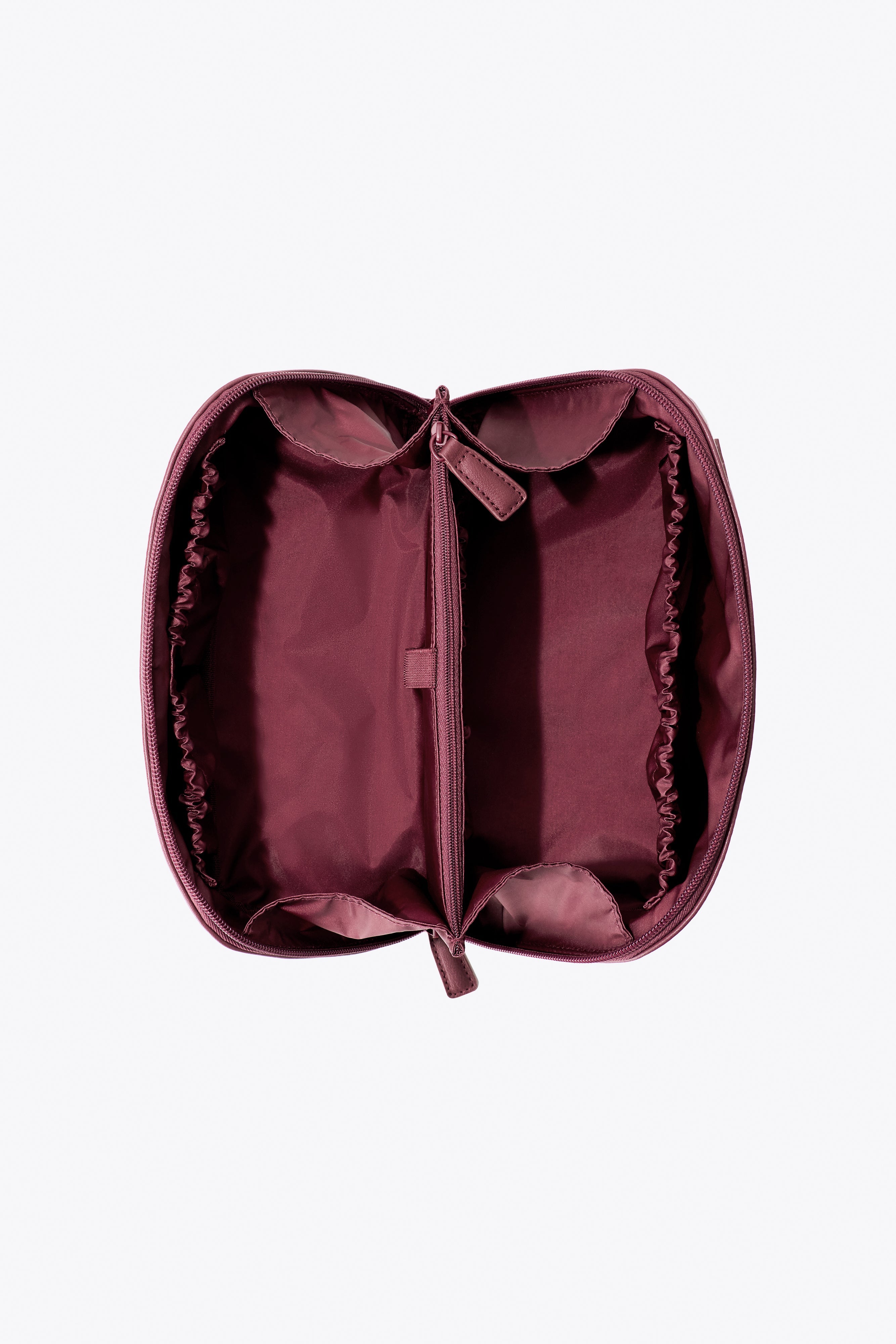 The Essential Toiletry Kit in Burgundy