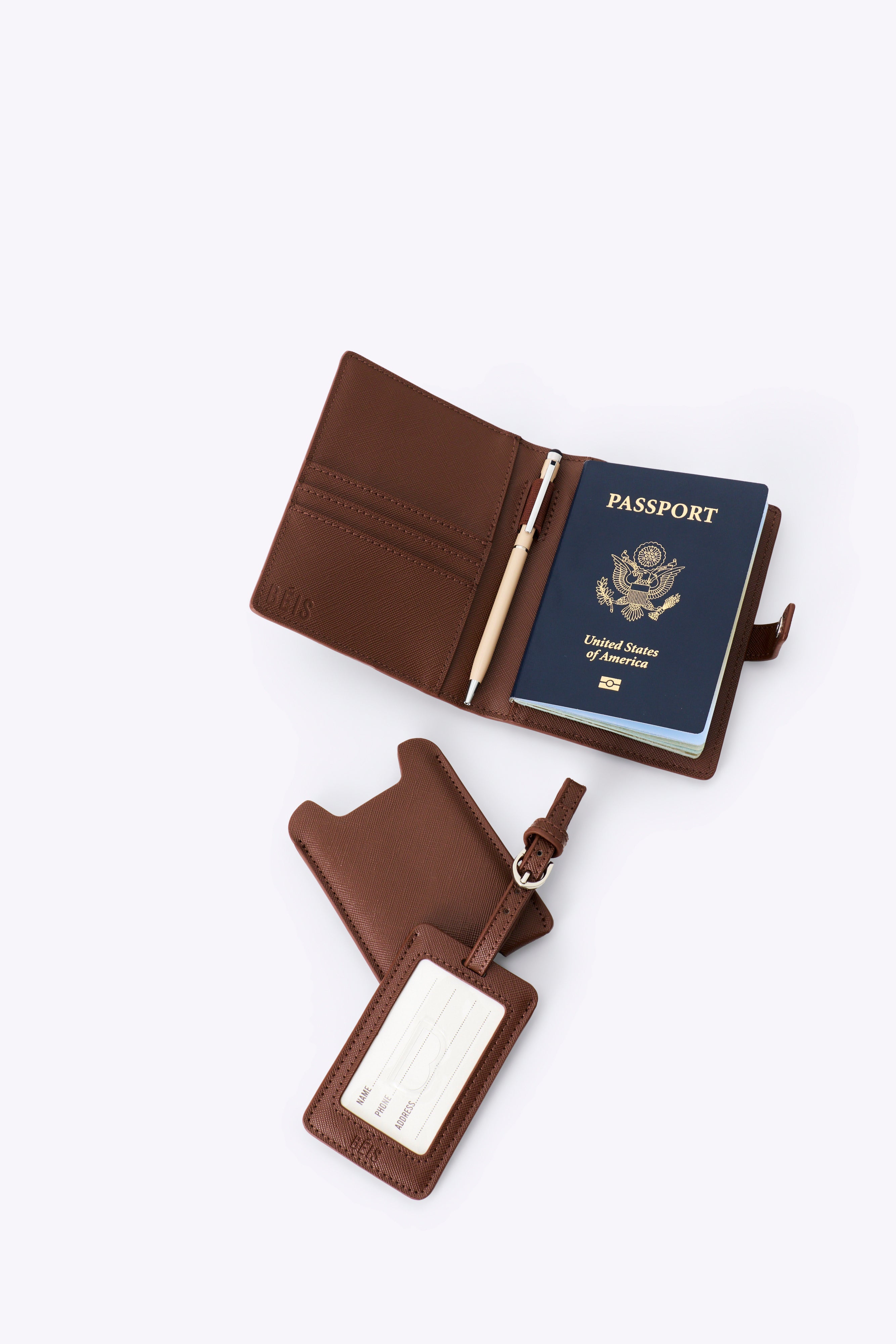 The Passport & Luggage Tag Set in Maple
