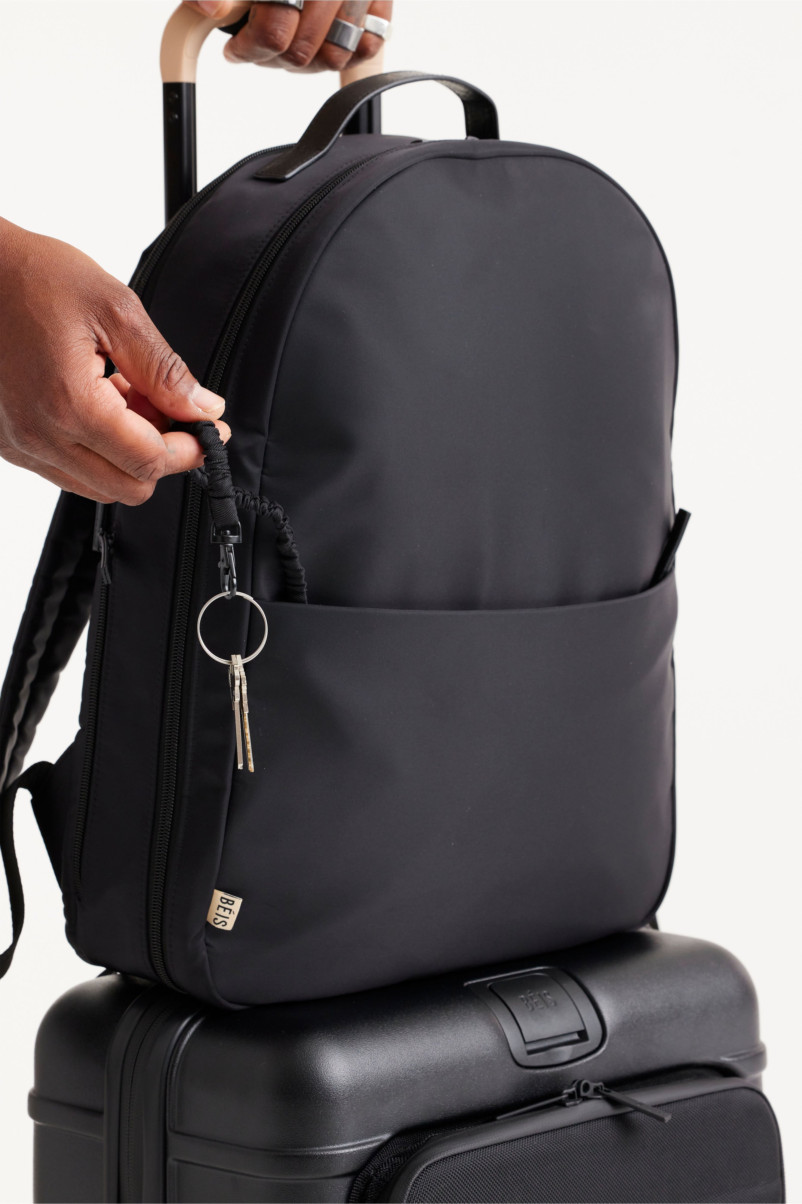 Resale The Commuter Backpack in Black