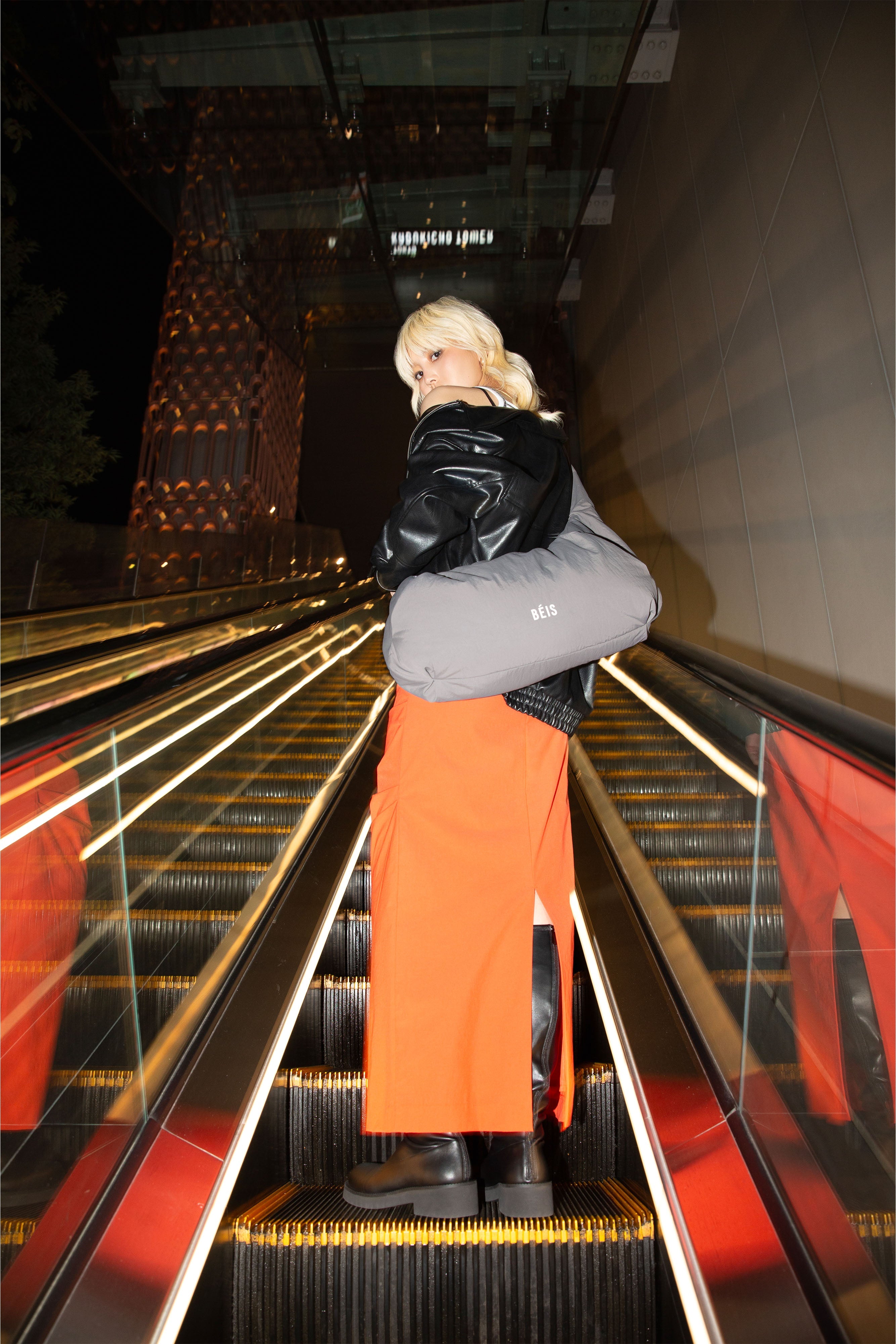 The Oversized Crescent Catchall in Charcoal