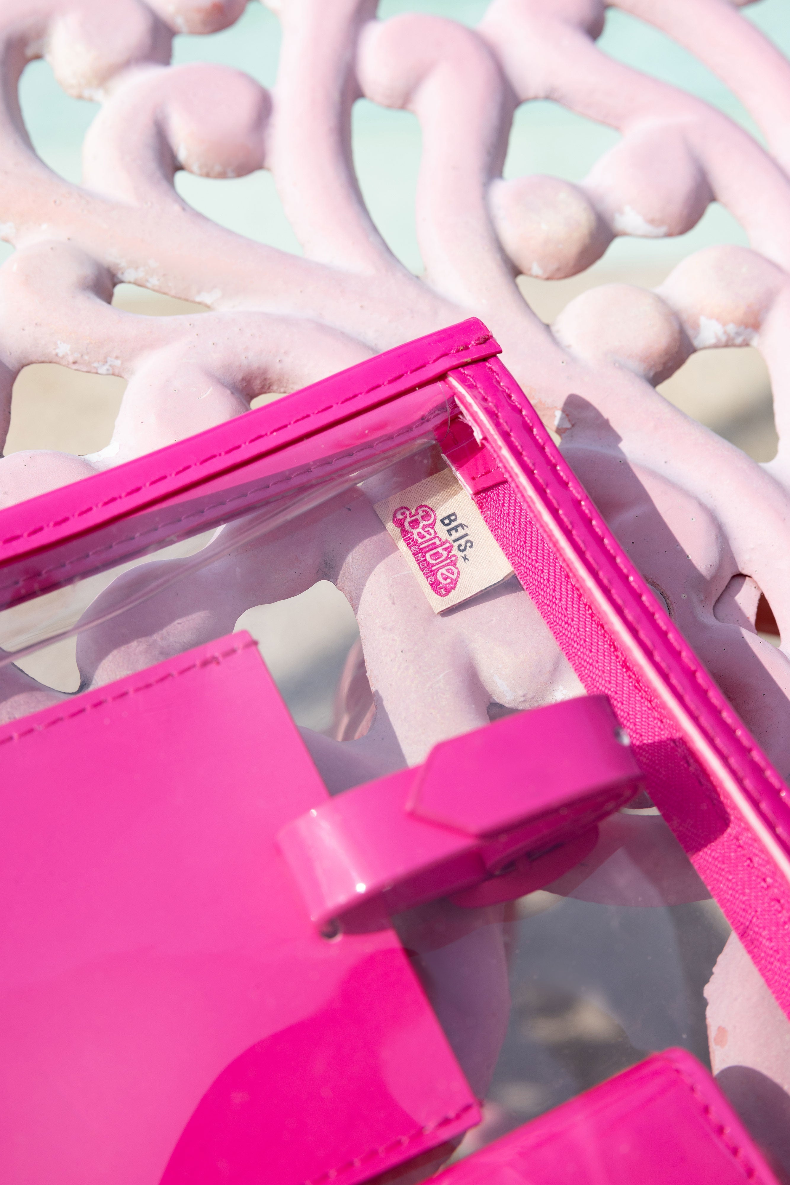 The Passport & Luggage Tag Set in Barbie™ Pink